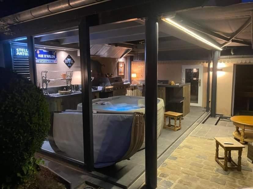 Chez Monsieur Bed and Breakfast Florenville Εξωτερικό φωτογραφία