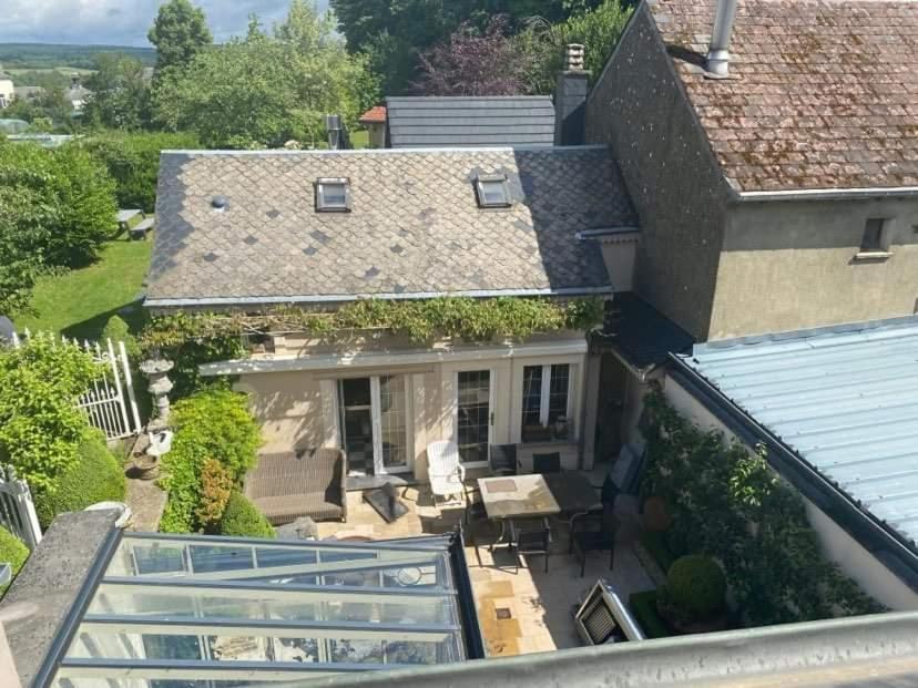 Chez Monsieur Bed and Breakfast Florenville Εξωτερικό φωτογραφία